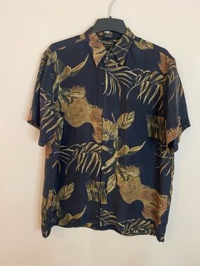 M.E Sport 100% Silk  Black and Gold Tropical Leaf Short-Sleeve Button-Down